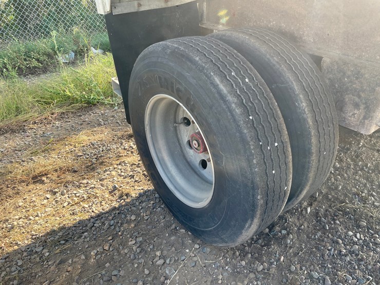 #1324-•-flatbed-semi-trailer-**parts-only**-(no-title)-image-20