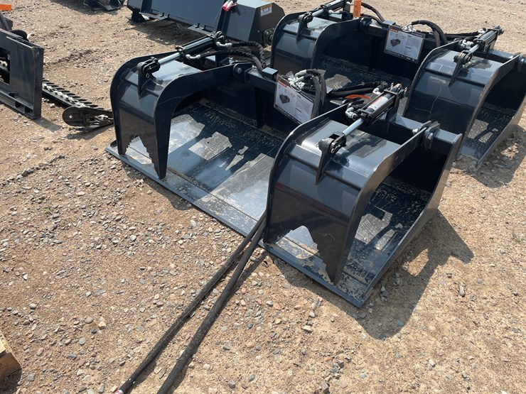 #2089-•-2026-wolverine-skid-steer-grapple-bucket-attachment-image-2