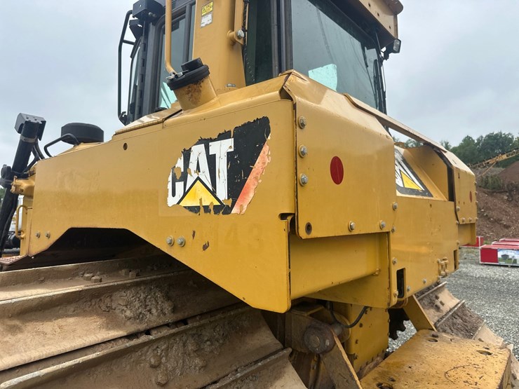 caterpillar-d6t-lgp-image-11