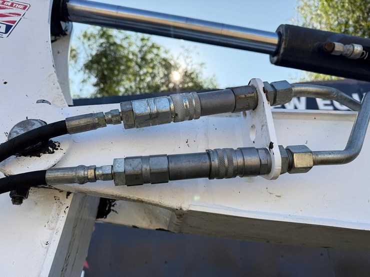 2019-bobcat-e50-image-10