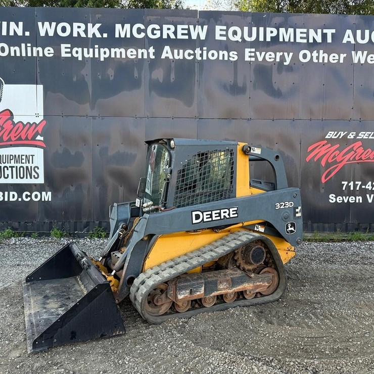 2012 DEERE 323D