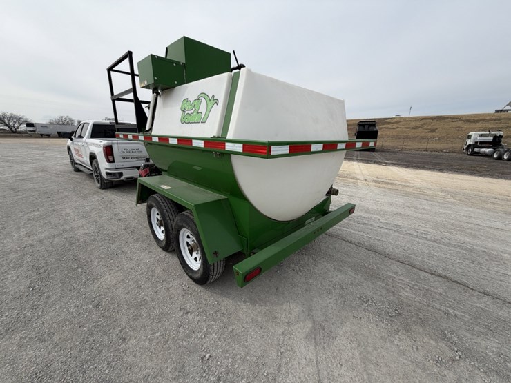 2023-easy-lawn-lf-50k-hydroseeder-image-3