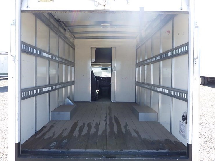 2021-gmc-3500-image-13