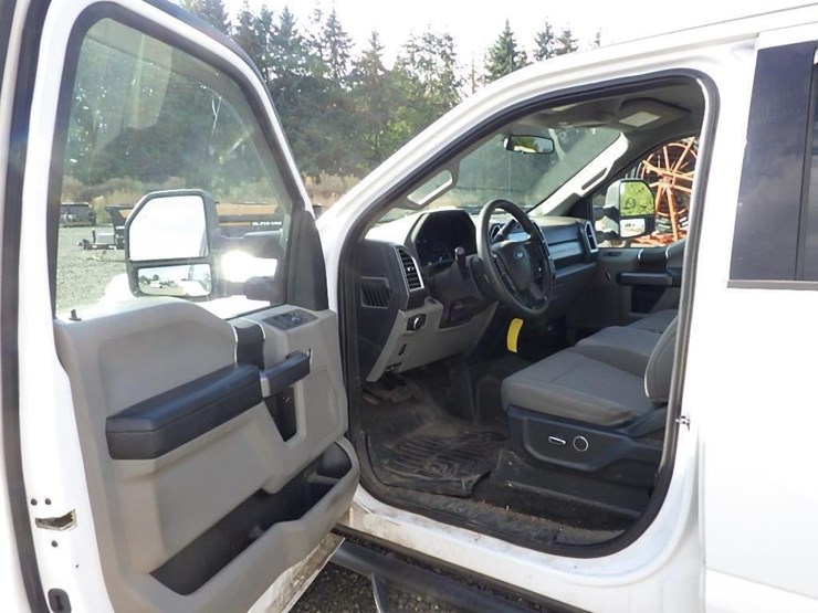 2018-ford-f350-image-31