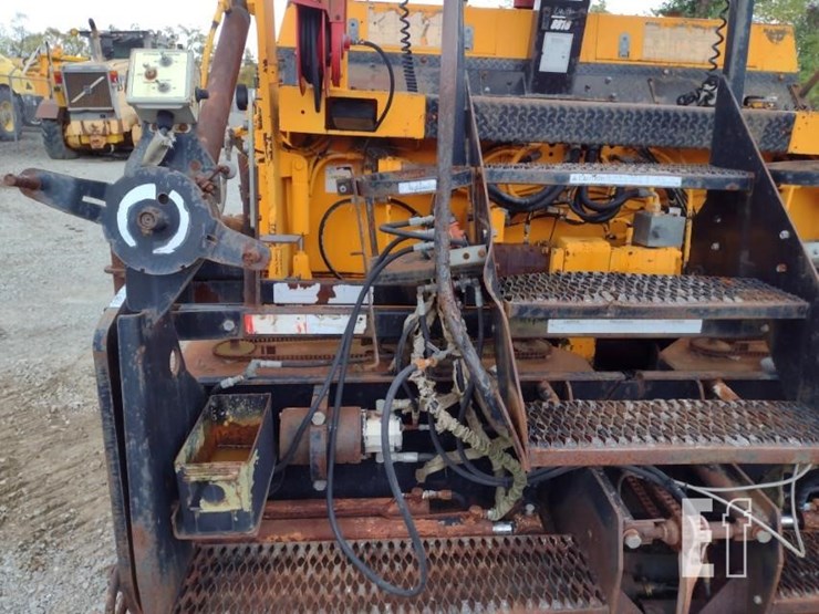 04-leeboy-l8816-track-asphalt-paver-8618-image-11