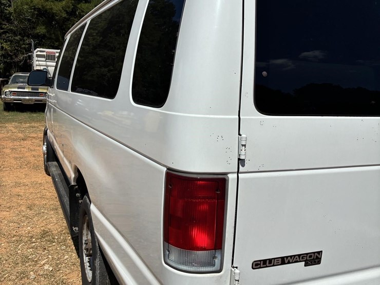 1998-ford-e250-image-5