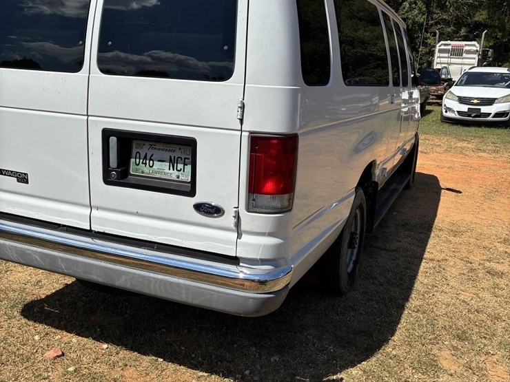 1998-ford-e250-image-4