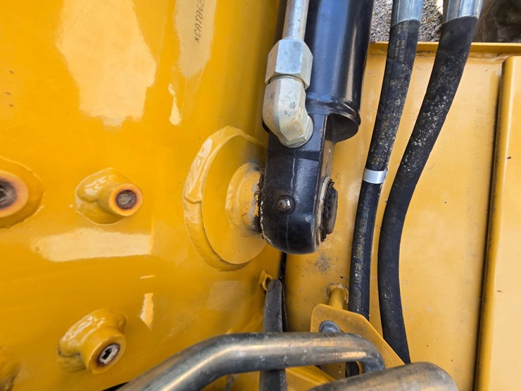 caterpillar-420e-image-106