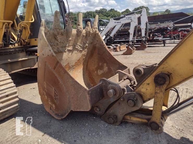 deere-270c-lc-image-23