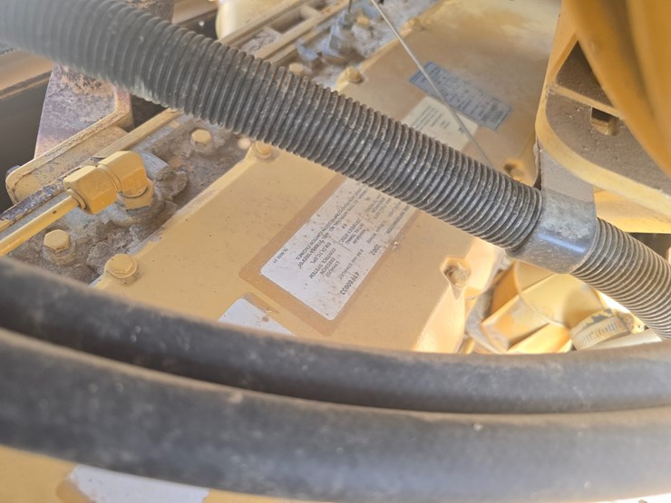 2002-caterpillar-d6m-lgp-image-42