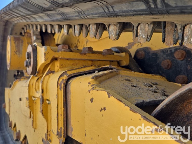 2019-caterpillar-259d3-image-13
