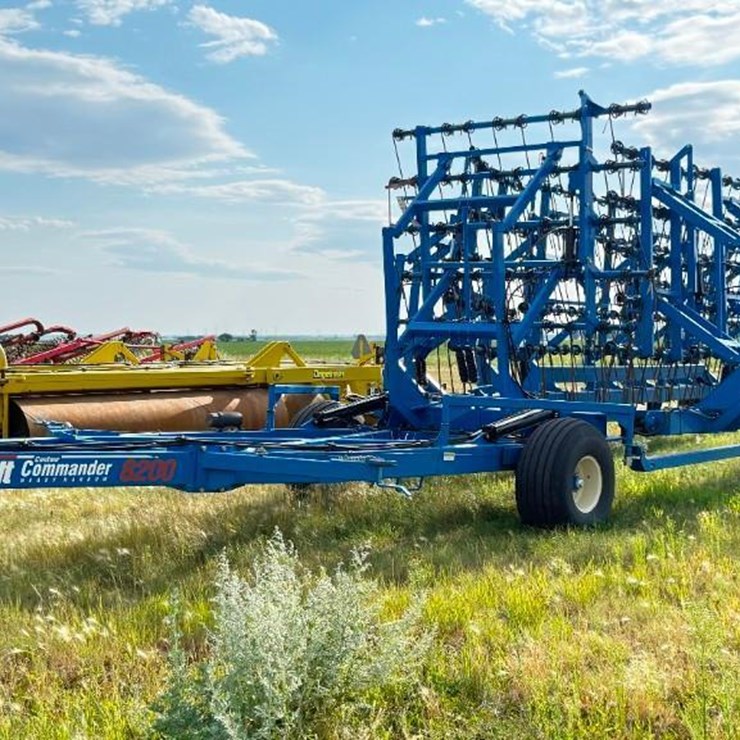 2017 Brandt 8200 Contour Commander Harrow