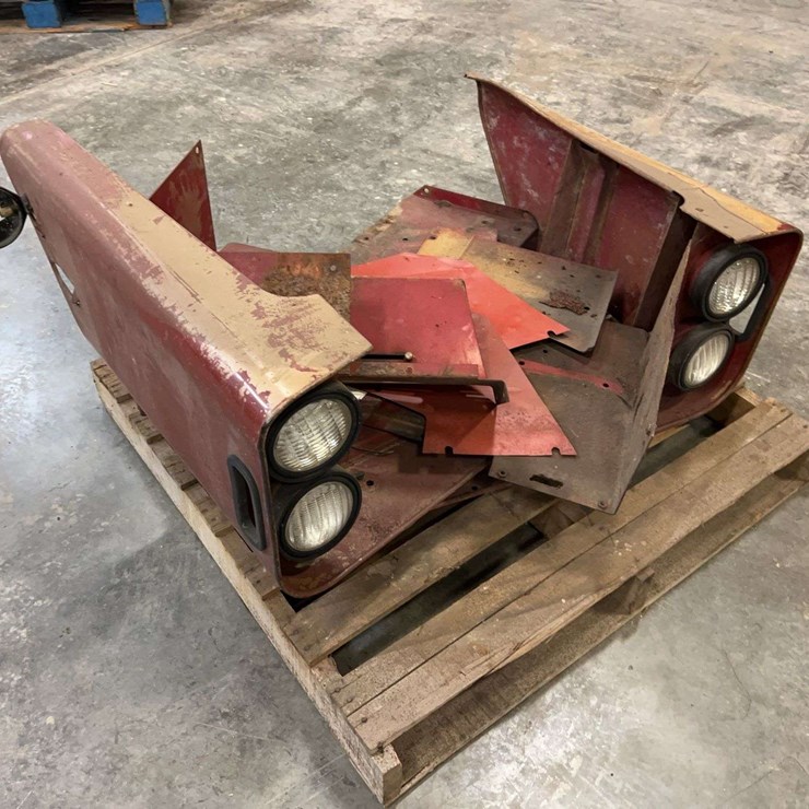 Original Gold Demonstrator 656 Fenders and Panels