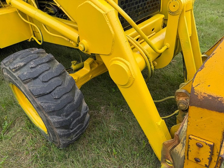 deere-310c-image-24