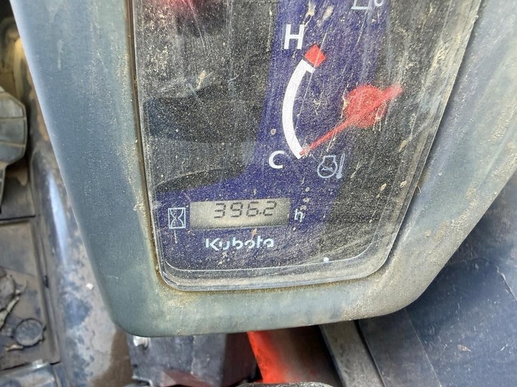 2025-kubota-ssv75-image-19