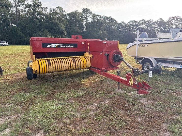 new-holland-575-image-1