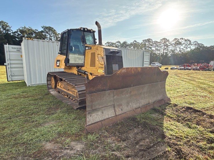 caterpillar-d6k-image-1