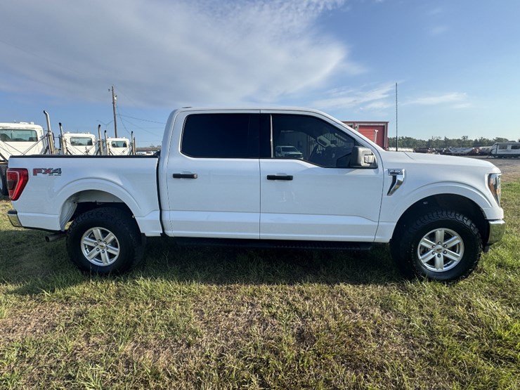 2023-ford-f150-xlt-image-4