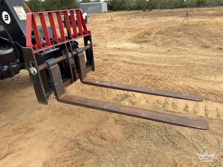 2023-jlg-ag925-8,000lbs-rough-terrain-telehandler-image-30