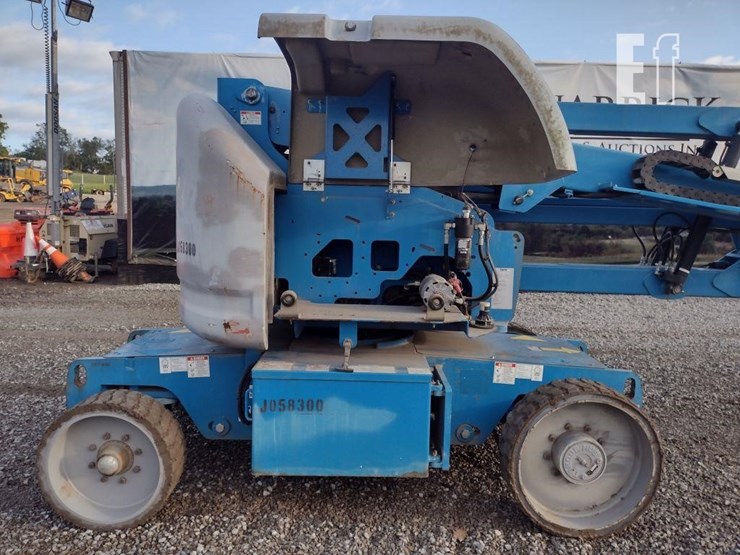 2013-genie-z40/23n-rj-image-12