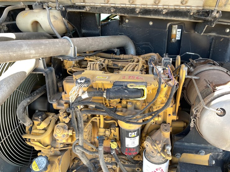 2014-caterpillar-tl642c-image-16