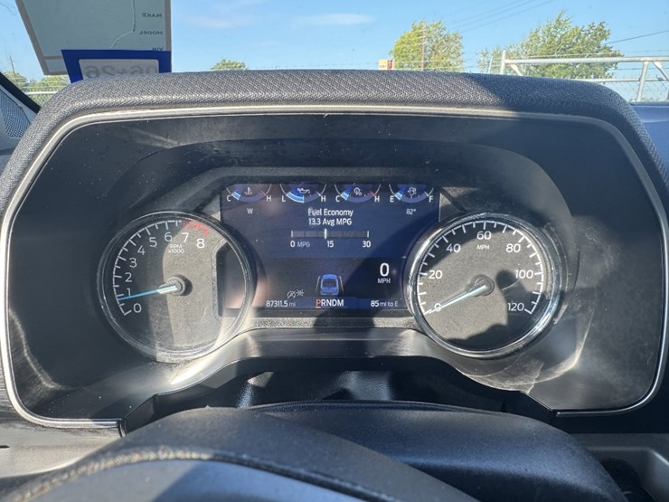 2023-ford-f150-xlt-image-12
