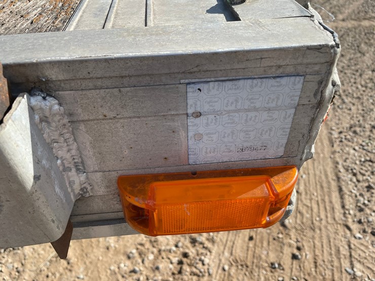 #1324-•-flatbed-semi-trailer-**parts-only**-(no-title)-image-10