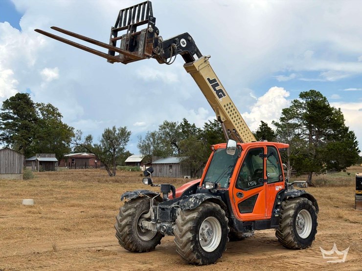 2024-jlg-ag925-8,000lbs-rough-terrain-telehandler-image-1