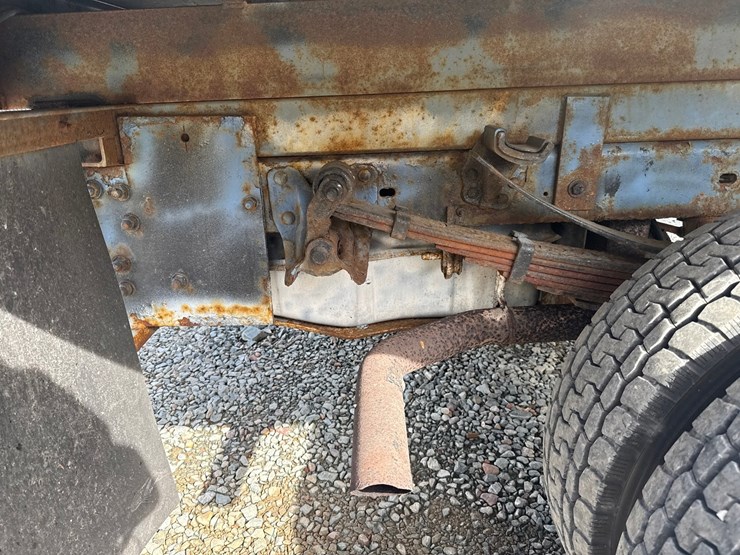2009-ford-f450-image-26