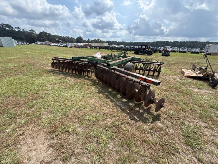 john-deere-630-image-4
