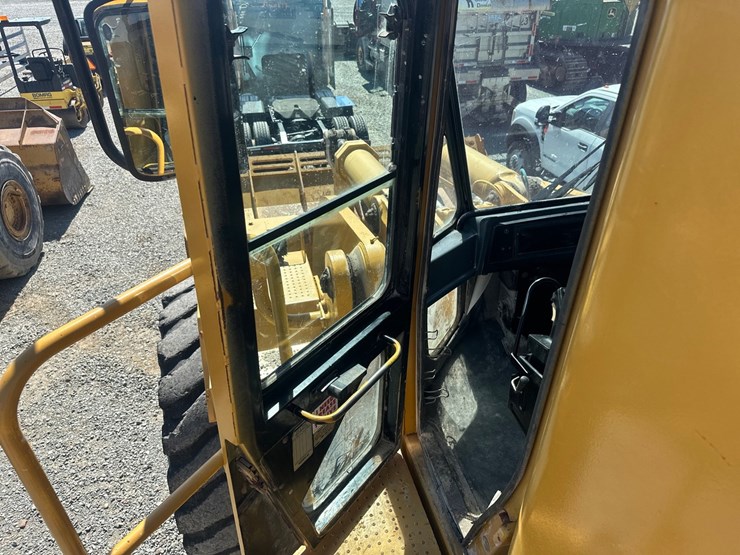 caterpillar-988f-image-70