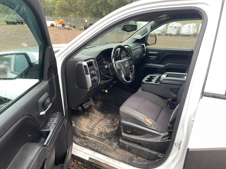 2015-chevrolet-1500-image-36