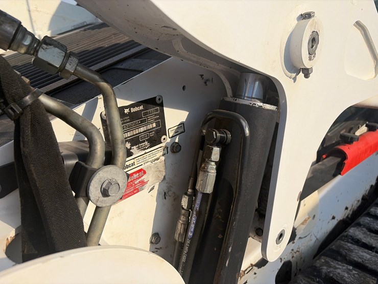 2018-bobcat-t770-image-10