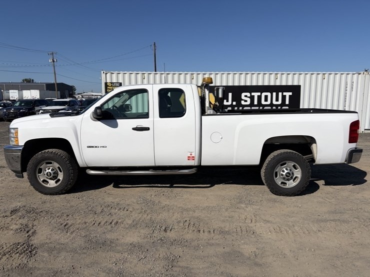 2013-chevrolet-silverado-2500-image-7