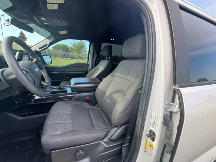 2024-ford-f150-image-10
