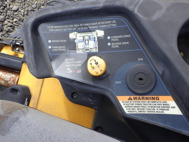 2014-cub-cadet-rzts42-image-15