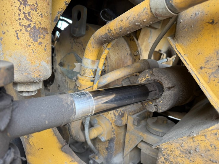 caterpillar-950f-image-18
