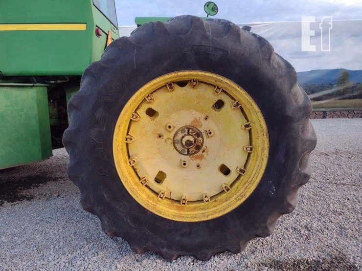 1982-john-deere-8850-image-17