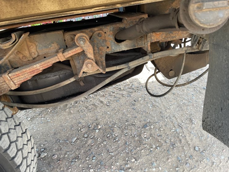 2003-ford-f550-image-15