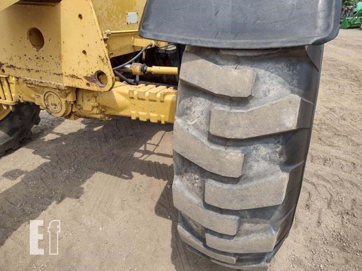 1999-caterpillar-th83-image-16