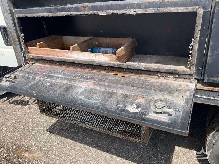 2009-utility-flatbed-image-27