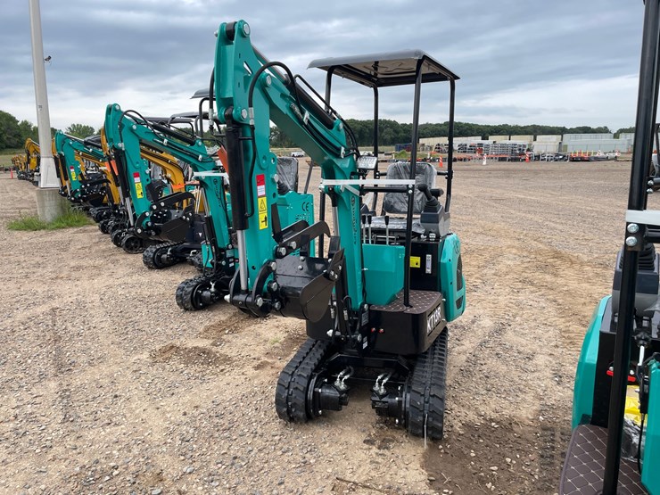 #5524-•-2026-cfg-kt13r-mini-excavator-image-2