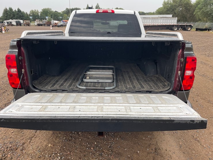 2015-chevrolet-1500-image-19