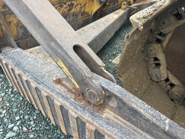 caterpillar-d6t-lgp-image-27