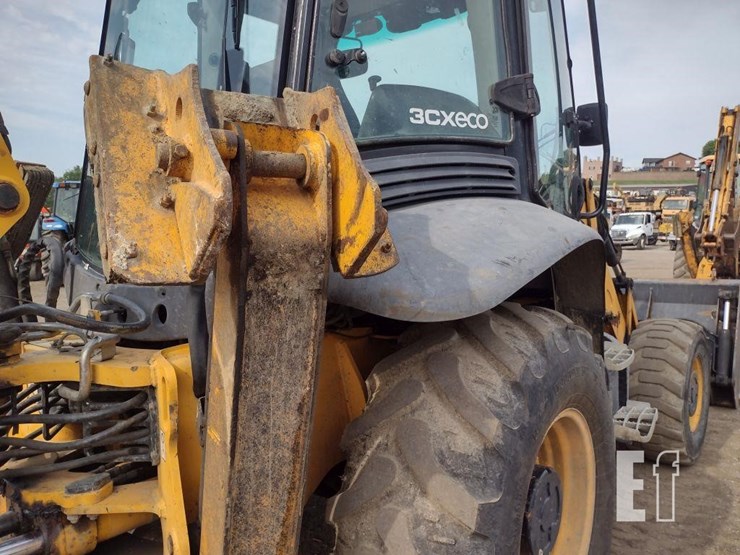 jcb-3cx14-image-26