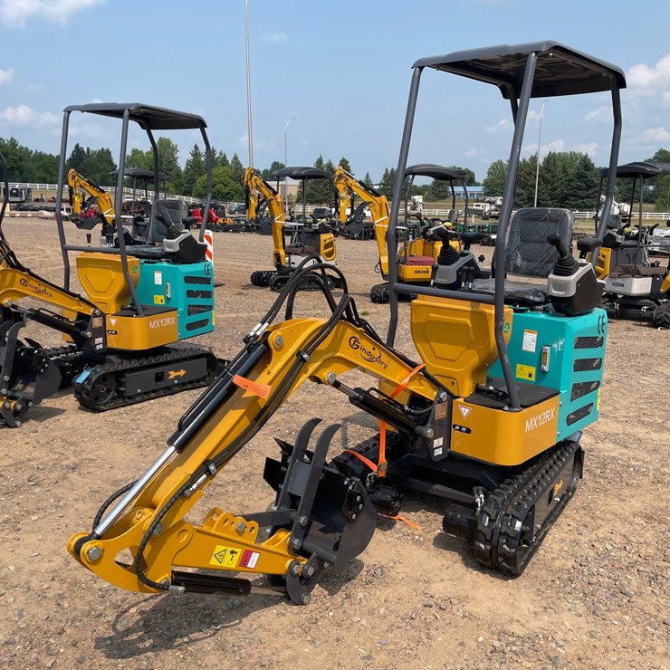 #5540 • 2026 MX12RX Mini Excavator