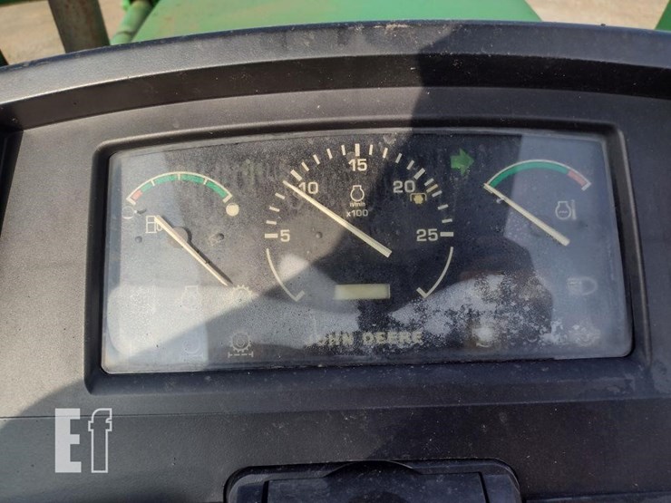 john-deere-6210-image-7