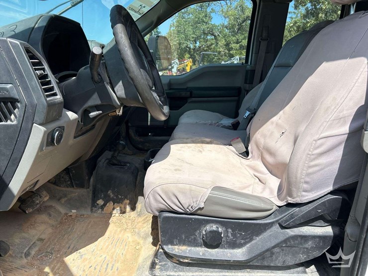 2019-ford-f350-image-12