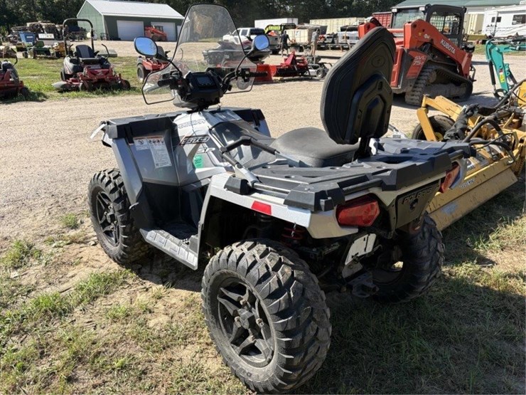 2017-polaris-sportsman-570-efi-image-5