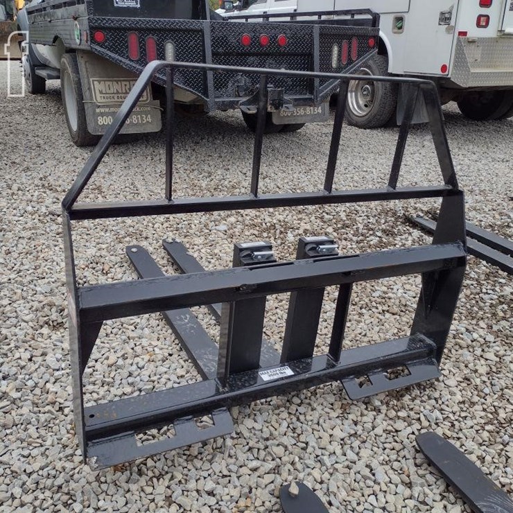 48 IN KIVEL 3500 LB PALLET FORKS